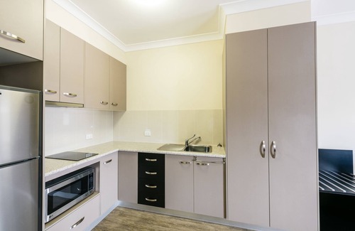 Roma Hotel | Athena Studio Units