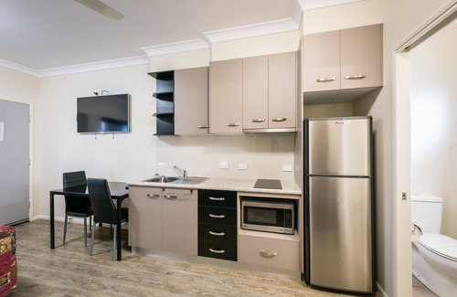 Roma Hotel | Athena Studio Units