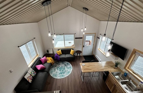 Bear Creek Cabin | Atigun's MountainTop Cabin
