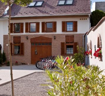 Boly Bed & Breakfast | Atkári Vendégház