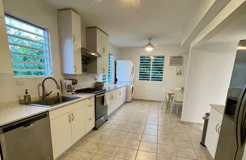 Jarealito House | Atlantic Beach House w/Ocean View Hottub on Quiet Beach, king beds, fast WiFi