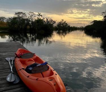 Colon Cabin | Atlantic Side Private Tropical Paradise for 2 - Panama Canal