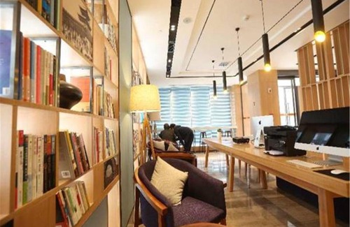Baota District Hotel | Atour Hotel Shuangyong Ave