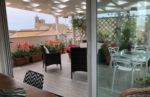 Caltagirone Apartment | Attico Da Rosa con vista spettacolare a 360 gradi