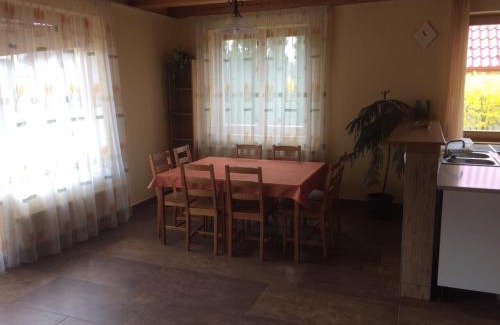 Sostogyogyfurdo House | Attila Vendégház Sóstó Gold