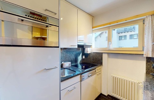 Celerina-Schlarigna Apartment | Attractive, quiet location on the outskirts of Celerina.