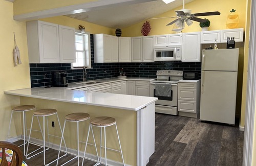 Rehoboth Beach House | Attractive Pet Friendly! Rehoboth Beach, DE!