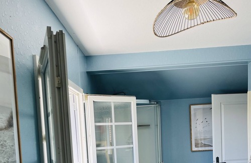 Marolles-en-Hurepoix House | Atypical house with a beautiful flower garden 25 minutes from Paris