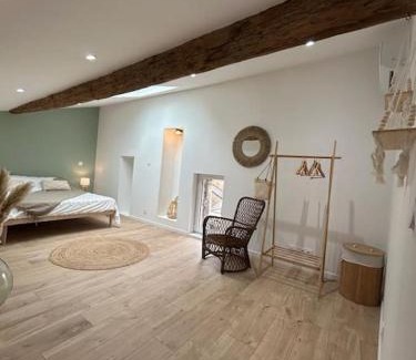 Lunel Apartment | Au cœur des Caladons