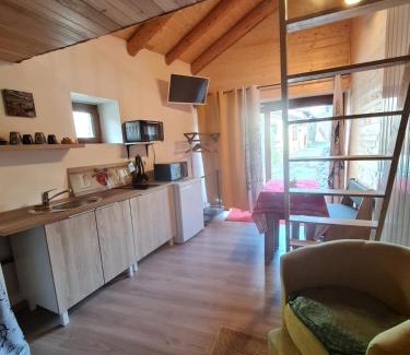 Sollieres-Sardieres Apartment | Au petit bonheur à Val-Cenis