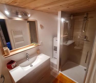 Sollieres-Sardieres Apartment | Au petit bonheur à Val-Cenis