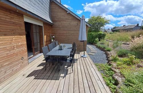 Neufchateau House | Au Tchesseu