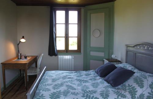 Capelle-les-Grands Bed & Breakfast | Auberge de la croix du maupas