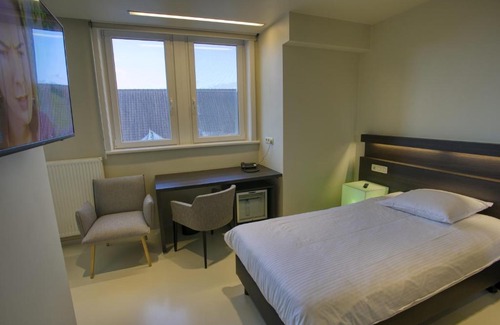 Enghien Hotel | Auberge du Vieux Cedre, Enghien-Belgique