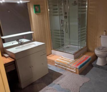 Vresse-sur-Semois Bed & Breakfast | Auberge Hôtel chambre Tout Confort B-B et Restaurant Les Colombes