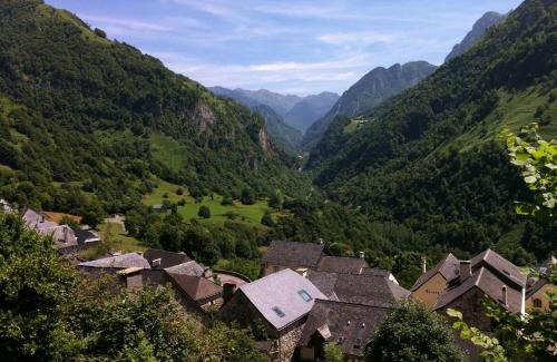Cette-Eygun Bed & Breakfast | Auberge Toison d'Or