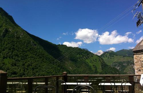 Cette-Eygun Bed & Breakfast | Auberge Toison d'Or