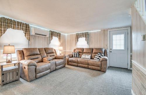 Town of Owasco House | Auburn Finger Lakes Farmhouse with Open Views!
