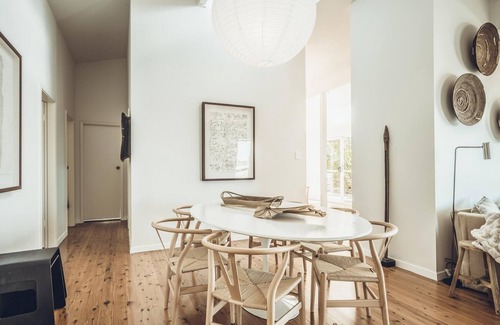 Killcare Heights House | Audrey's at Killcare - Audrey's at Killcare is the place to go for those after some peace, quiet and serenity by the Bay and Beach.