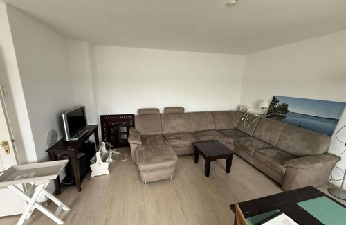 Ploen Apartment | Auguste Viktoria vacation apartment - Holiday apartment directly on the Großer Plöner See