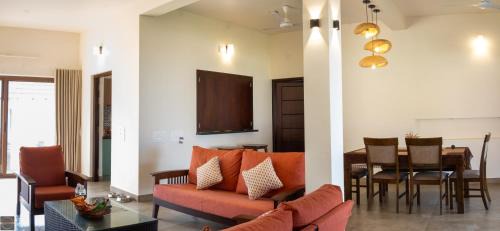 Inna Apartment | Aum Tat Sat by Reunion - Beach House