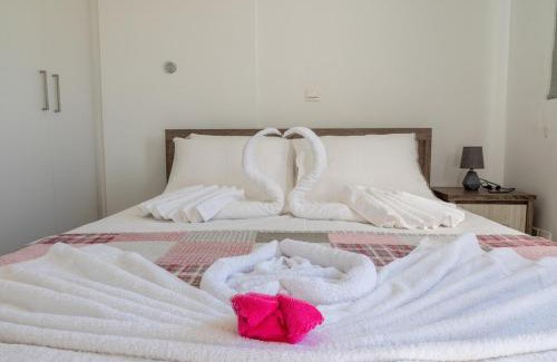 Limassol Apartment | AURA Apt Modern 1BR in Central Limassol and Free Parking