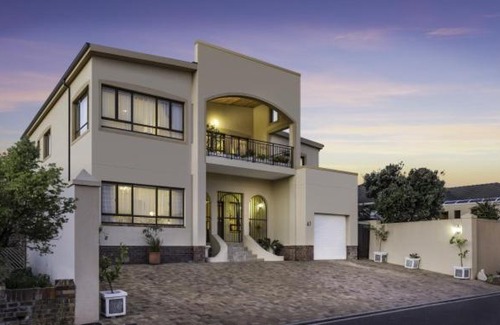 Welgemoed House | Auriols Guest House