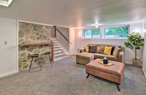 Austerlitz House | Austerlitz Home w/ Updated Interior + Porch!