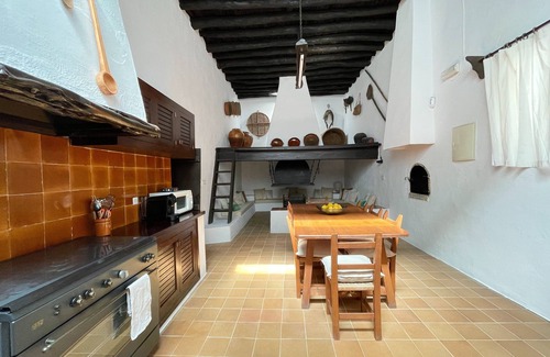 Sant Josep de sa Talaia Cottage | Authentic Ibicencan Finca in Sant Josep, close to Sant Josep town