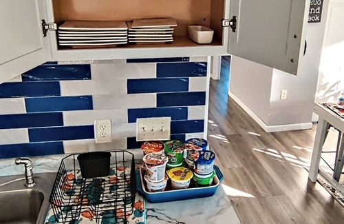 Burbank Cottage | Authentic country living in South Dakota- Close to I-29