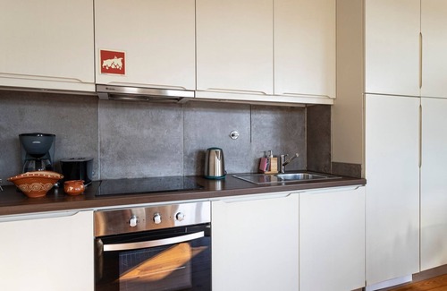 Centro / Baixa Apartment | Authentic Porto House by LovelyStay - 2nd Floor