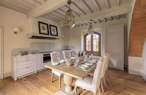 Lucignano Villa | Authentic Tuscan Villa near Arezzo