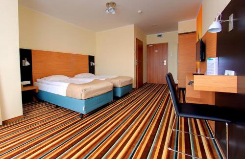 Mysliborz Hotel | Auto Port Renice