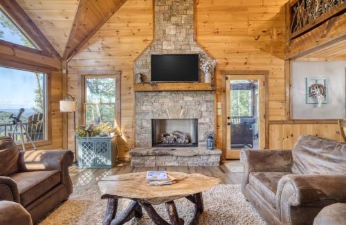 Blue Ridge House | Autumn Bluff - EV Charger - Hot Tub - Mtn Views