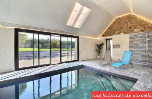 Ploudaniel House | Aux balzanes de Varvella Piscine intérieure privée chauffée