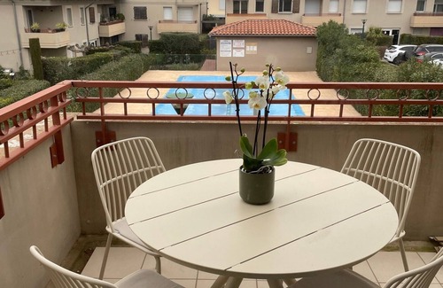 Poussan Apartment | Aux Cyprès du Littoral for 4 people 3-star rating
