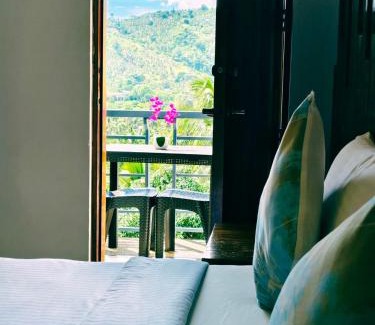 Puerto Galera Hotel | AV Suites
