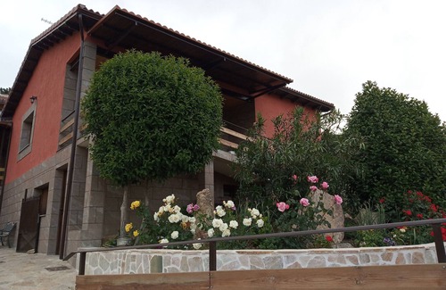 Robledo de Chavela Ski Chalet | Avalon House 103