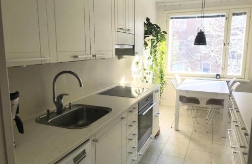 Tampere Apartment | Avara keskusta asunto + oma ilmainen parkkipaikka