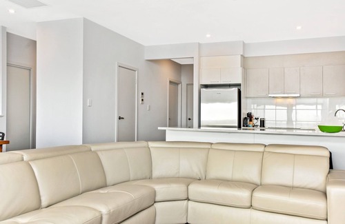 Sellicks Beach House | Avaya Beachhouse: Sellicks Beachfront Getaway