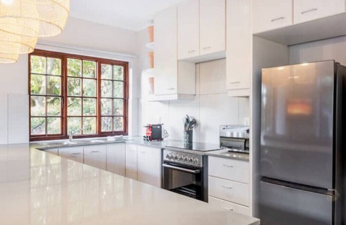 Stellenbosch Apartment | Avemore Olive Apartment - your new favourite accommodation in the Winelands!