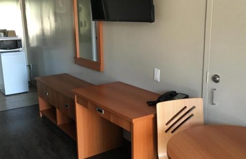 Dixie Hotel | Avenue Motel