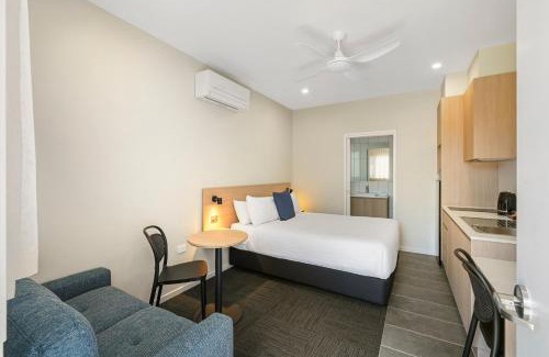 Wilsonton Hotel | Avenue WEST Studio Units