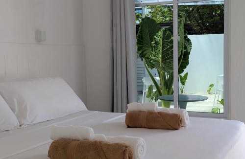Thoddoo Hotel | Avi Guesthouse