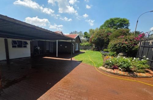 Croydon Apartment | Aviator's Nest