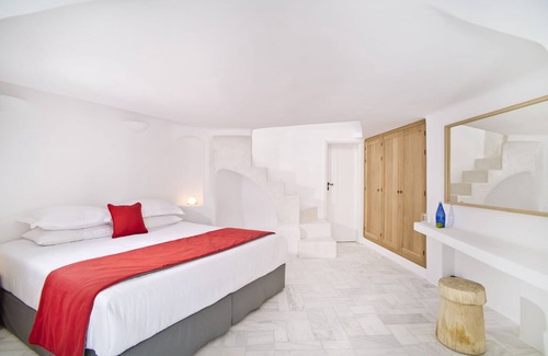 Imerovigli House | Avista Suites