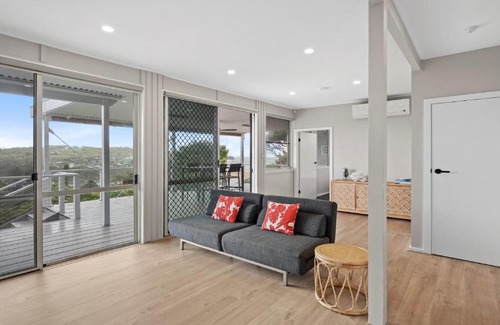 Avoca Beach House | Avoca Blue Beach House