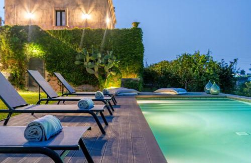 Coste House | Avocado Garten