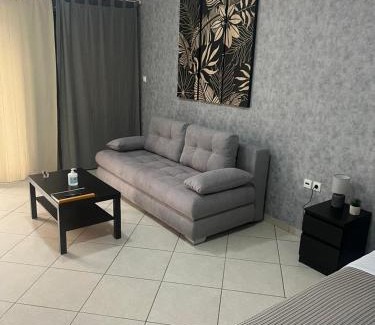 Markopoulon Apartment | AVR Airport Deluxe Suites 4 AIRPORT FREE SHUTLE