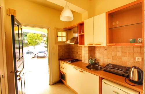 Moraitika House | Avra Paradise Aparthotel